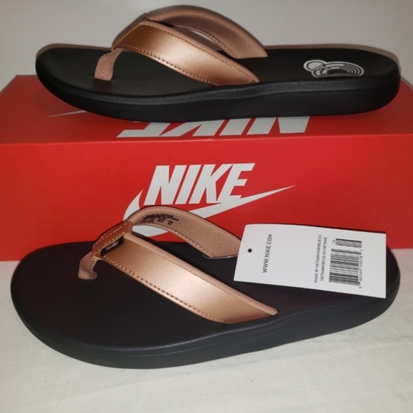 womens nike flip flops size 10